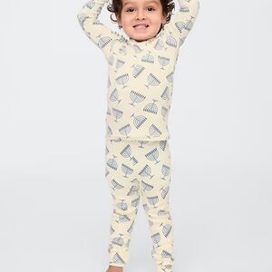 GAP Kids Cream and Blue Menorah Pajama Set Hanukkah